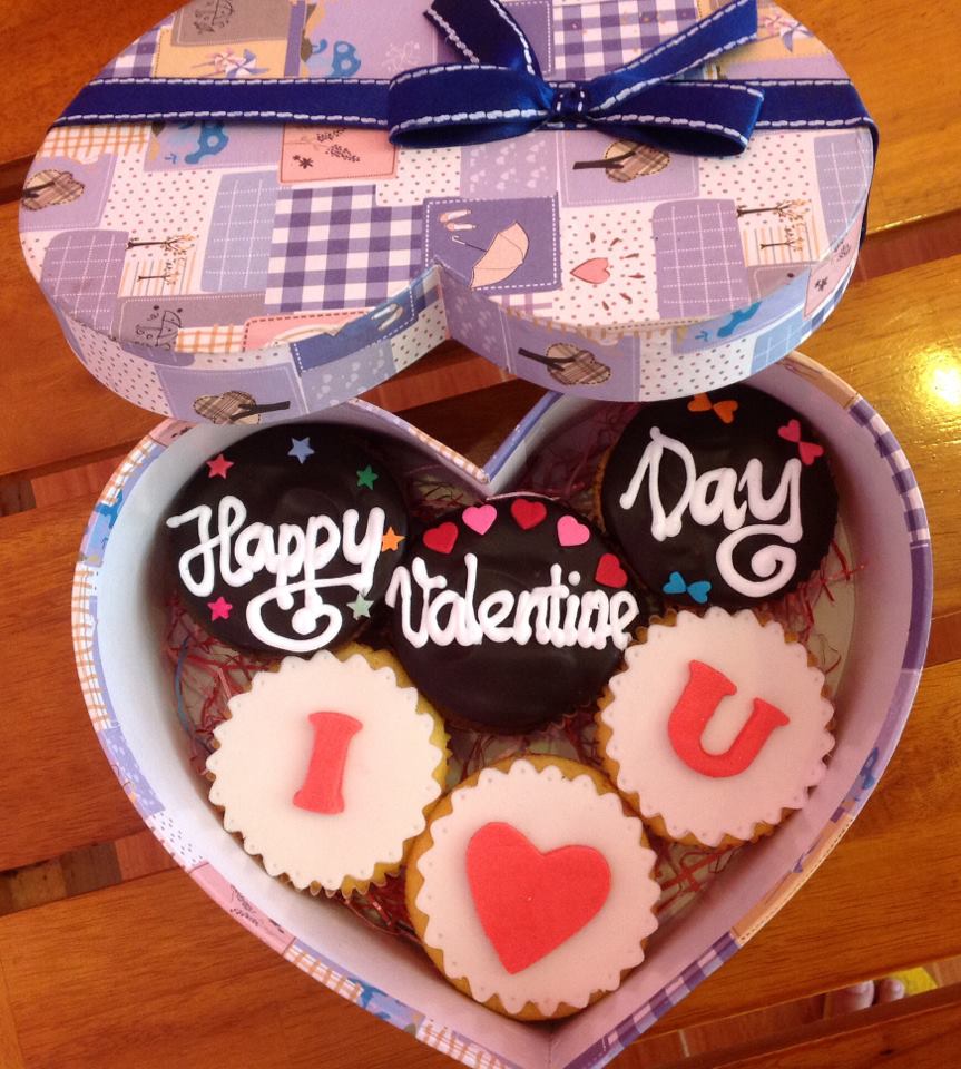 Valentine Box - LovingCupcakes - Công Ty TNHH Cà Phê Vila Xuân Thủy